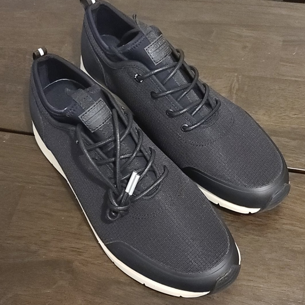 Black shoes
